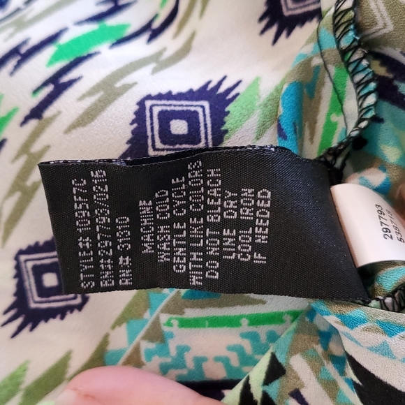 NWT small sheer Earthy tank - Picture 8 of 8